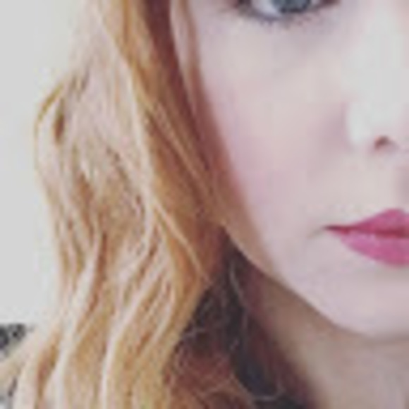 Meet your Posher, Ashley - Picture 1 of 1